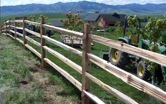 4-rail fence with 10' rails